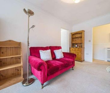 Laleham Road, Shepperton, Surrey, TW17 - Photo 1