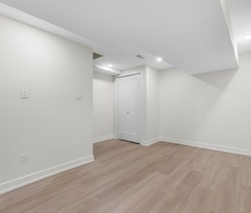 For Lease - 1129 Mount Pleasant Road Unit# Lower, Toronto, Ontario - Photo 2