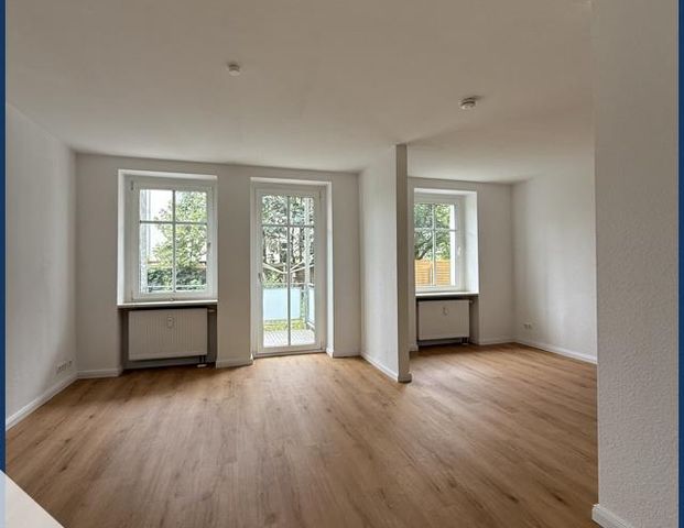 Frisch sanierte 96 m²-Wohnung mit zwei Balkonen, luxuriösem Bad & neuer Einbauküche! - Photo 1