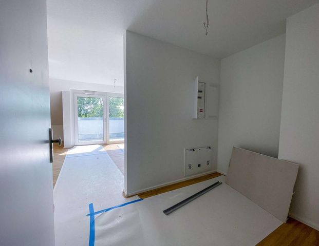 Charmante 1,5 Zimmer-Dachgeschosswohnung mit Balkon - Photo 1