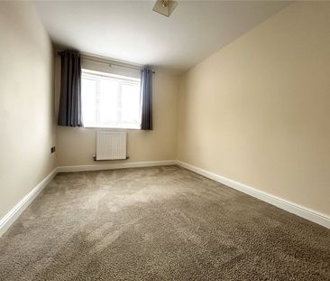 Devereaux Crescent, Ebley, Stroud, Gloucestershire, GL5 - Photo 2