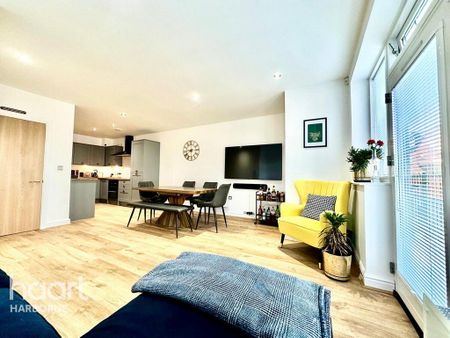 2 bedroom apartment to rent - Photo 2