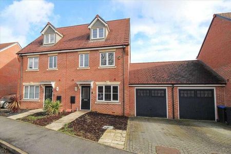 Oak Grove, Northampton, NN3 - Photo 5