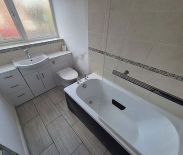 Islington, Halesowen, Halesowen, B63 - Photo 1