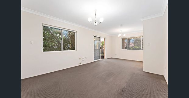 Outstanding and Spacious Townhouse - Photo 1