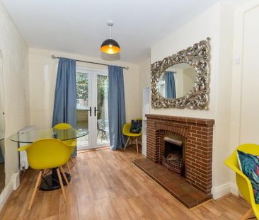 7 Ravenhill Avenue, Belfast, BT6 8LD - Photo 3