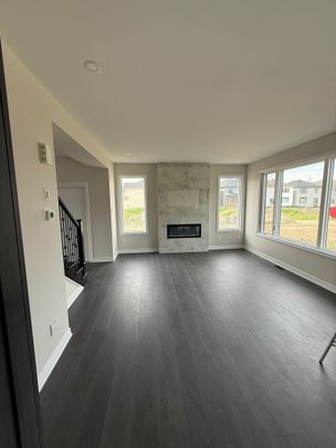 For Lease - 808 Anemone Mews, Barrhaven, Ontario - Photo 1