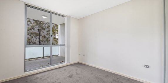 1 bedroom apartment - 25% below market rent - Photo 2