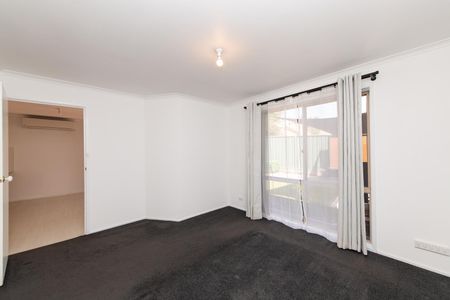 18/35 Crisp Circuit, Bruce ACT 2617 - Townhouse For Rent | Domain - Photo 4