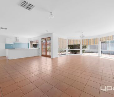 FAMILY HOME DESIRED BY ALL! - Photo 1