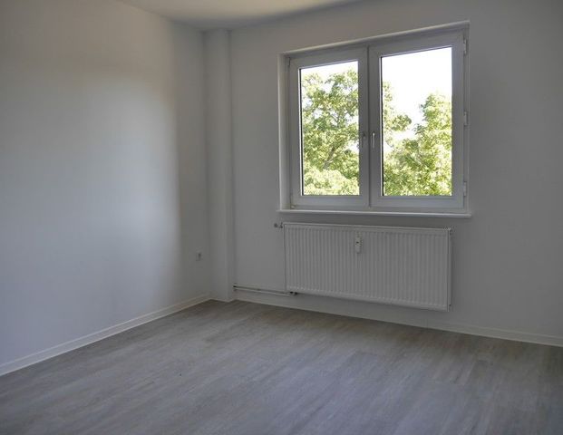 Schöne 3-Zimmer-Wohnung mit Tageslichtbad und Balkon in Hanau-Großauheim zu vermieten - Foto 1