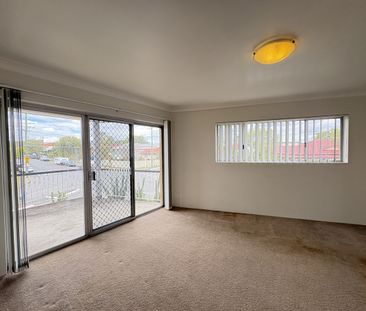 2 Bedroom Unit in Moorooka - Great Location! - Photo 3