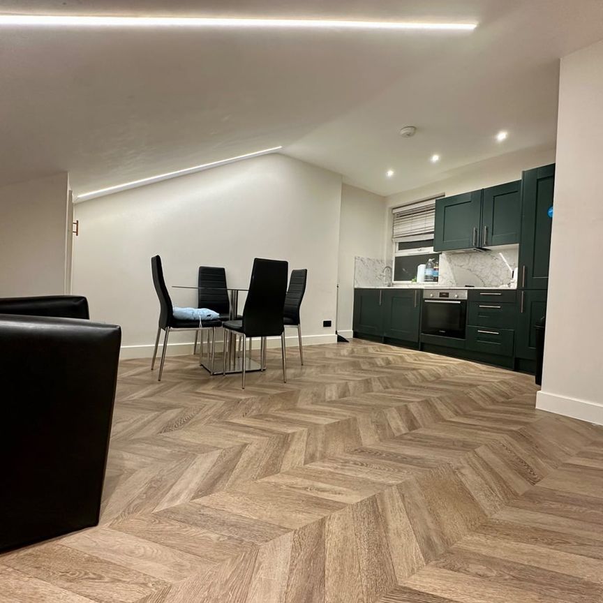 1 Bed Flat, Kimberly Gardens, N4 - Photo 1