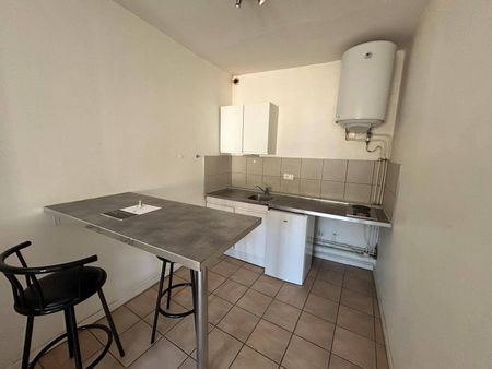 Location appartement 1 pièce 30.6 m² à Vienne (38200) 4 - Photo 4