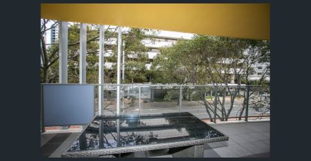 Inner City Living at Its Finest - Photo 4