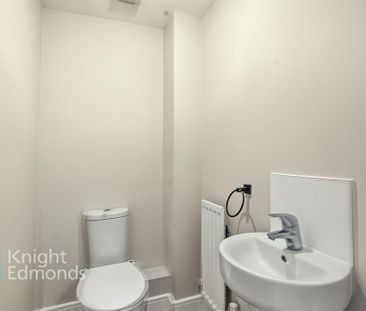 2 bedroom end of terrace house to rent - Photo 6