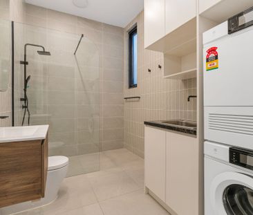 Brand New Designer Residence in the Heart of Newtown - Photo 6