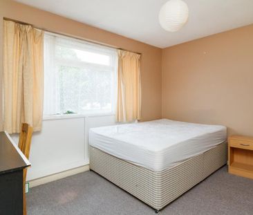 3 bedroom semi-detached house to rent - Photo 4