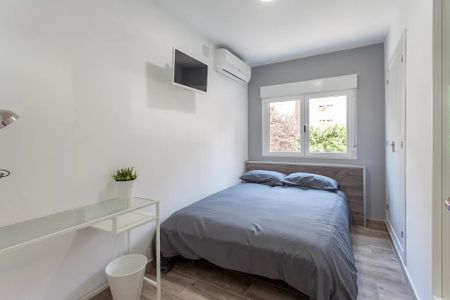 Calle Explorador Andrés, Valencia, Valencian Community 46022 - Photo 4