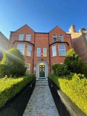 Apt 3, 34 Wellington Park, Belfast BT9 6DN - Photo 1