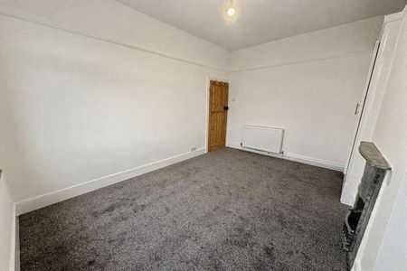 Lymington Avenue, Leigh On Sea, Essex, SS9 - Photo 3