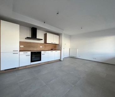 Appartement te huur - Photo 1