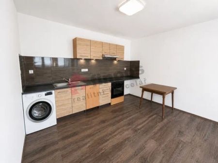 Pronájem bytu 1+kk, 49 m, Chlumec nad Cidlinou – centrum - Photo 2