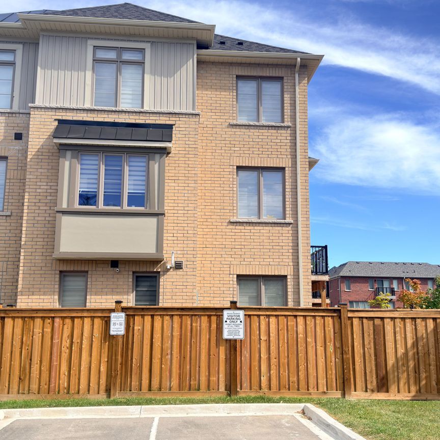 For Lease - 21 Nautical Way, Whitby, Ontario - Photo 1
