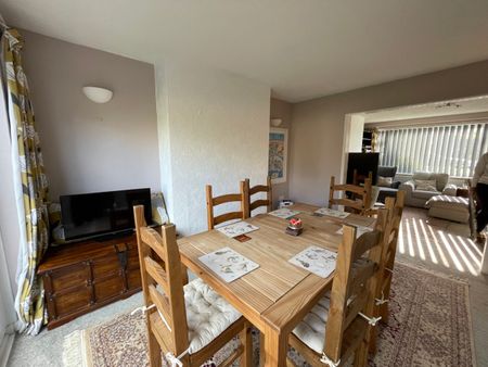 Spacious 3 Bed Semi to let in Rural Essex Village of Wethersfield - Photo 3