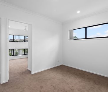 Modern 3-Bedroom Home in the Prestigious River Cove Estate - Murrum... - Photo 2