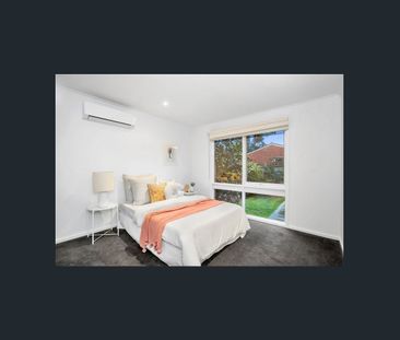 Family Home Close to Mount Eliza Village - Photo 5