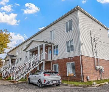 3 - 1325 Boulevard Bastien, Quebec - Photo 2