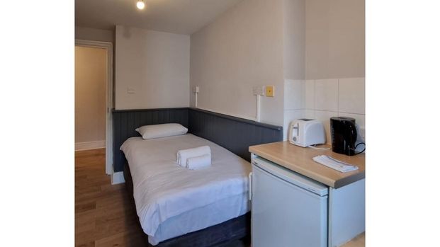 1 bedroom flat to rent - Photo 1