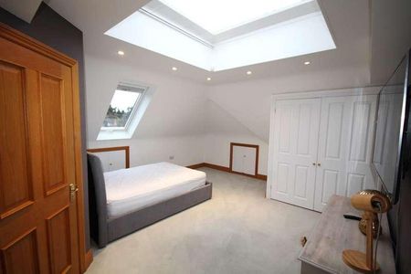 Layters Green Lane, Chalfont St Peter, SL9 - Photo 3