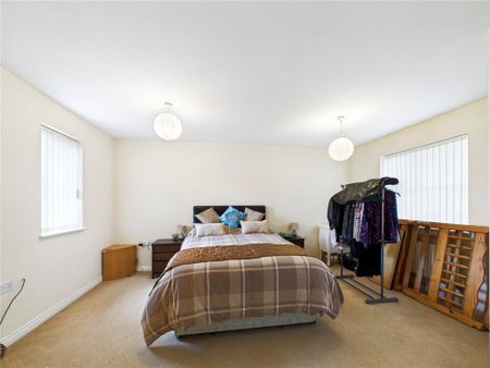 3 bedroom semi-detached house to rent - Photo 3