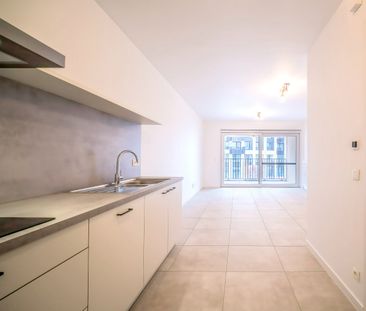 Appartement met 2 slaapkamer en een terras. - Foto 3