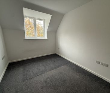 Greenings Court, WA2 7GH - Photo 1