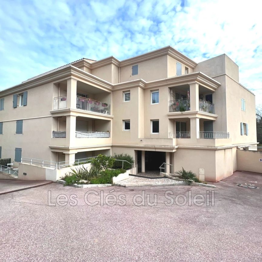 Location appartement 2 pièces 38 m² Toulon - Photo 1