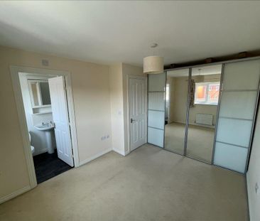 4 bedroom terraced house to rent - Photo 4