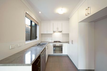 2 Bedroom Freestanding Home - Photo 5