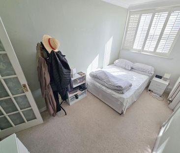 3 bedroom apartment to rent - Photo 5