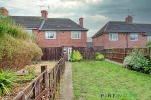3 BEDROOM House - End Terrace - Photo 1