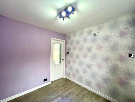 3 bedroom link detached house to rent - Photo 5