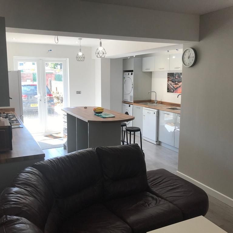 1 bedroom in a house share to rent - Photo 1