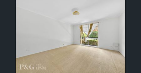 Home Sweet WOW: Your Family’s Perfect Fit Awaits! - Photo 3