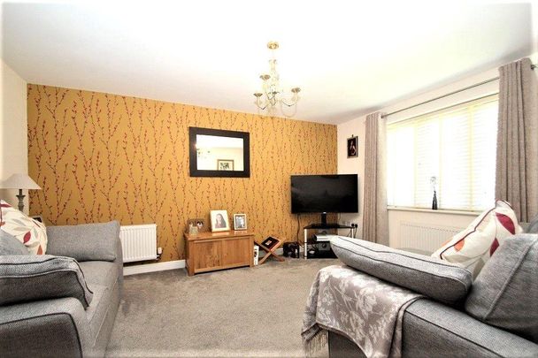 3 bedroom semi-detached house to rent - Photo 1