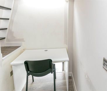 1 bedroom maisonette to rent - Photo 2