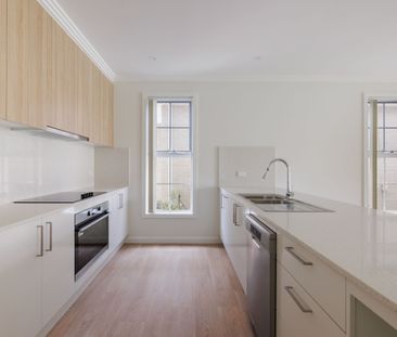 59 Woodbine Crescent, Ryde NSW 2112 - House For Rent | Domain - Photo 4