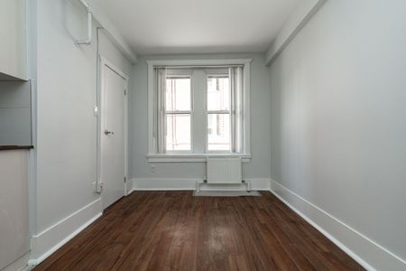 160 Huron Street - Photo 3