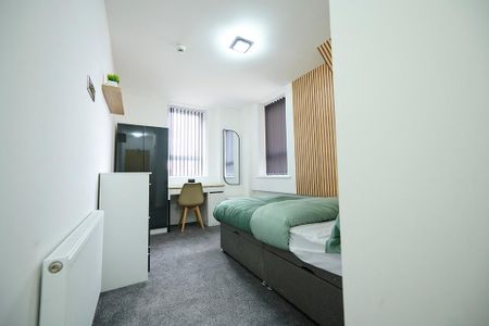 5 bedroom apartment to rent - Photo 3